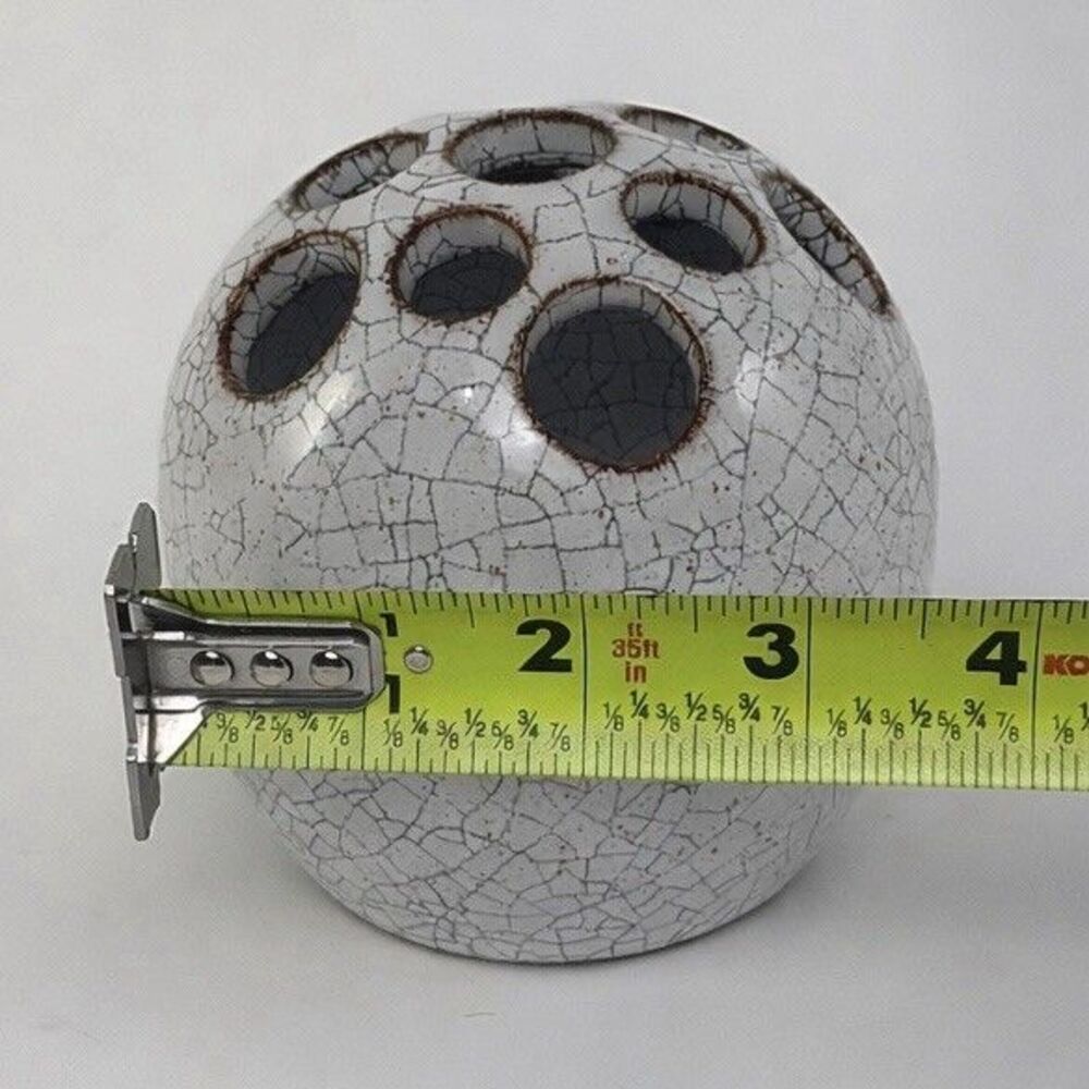 Signed Studio Pottery Crackle Glaze Flower Frog Gray Spherical Ikebana - Picture 5 of 5